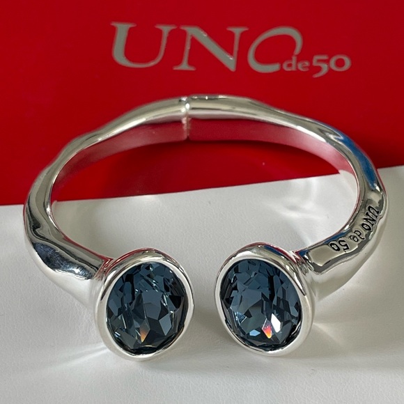 UNO de 50 Jewelry - Uno de 50 Bracelet - NEVER SEEN - Silver with Blue Swarovski Crystal